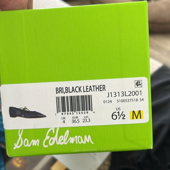 New, never worn. I forgot to return them and now the time is up to return. - Picture 10 of 14